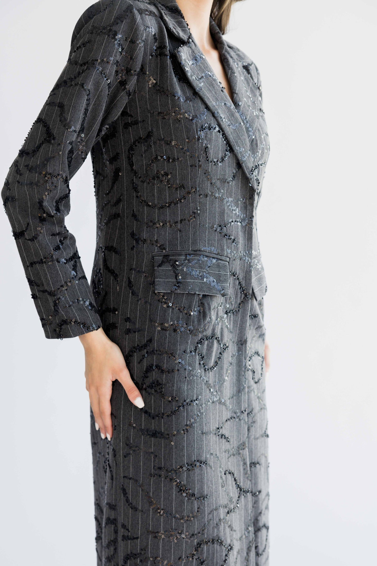 Sequined long blazer